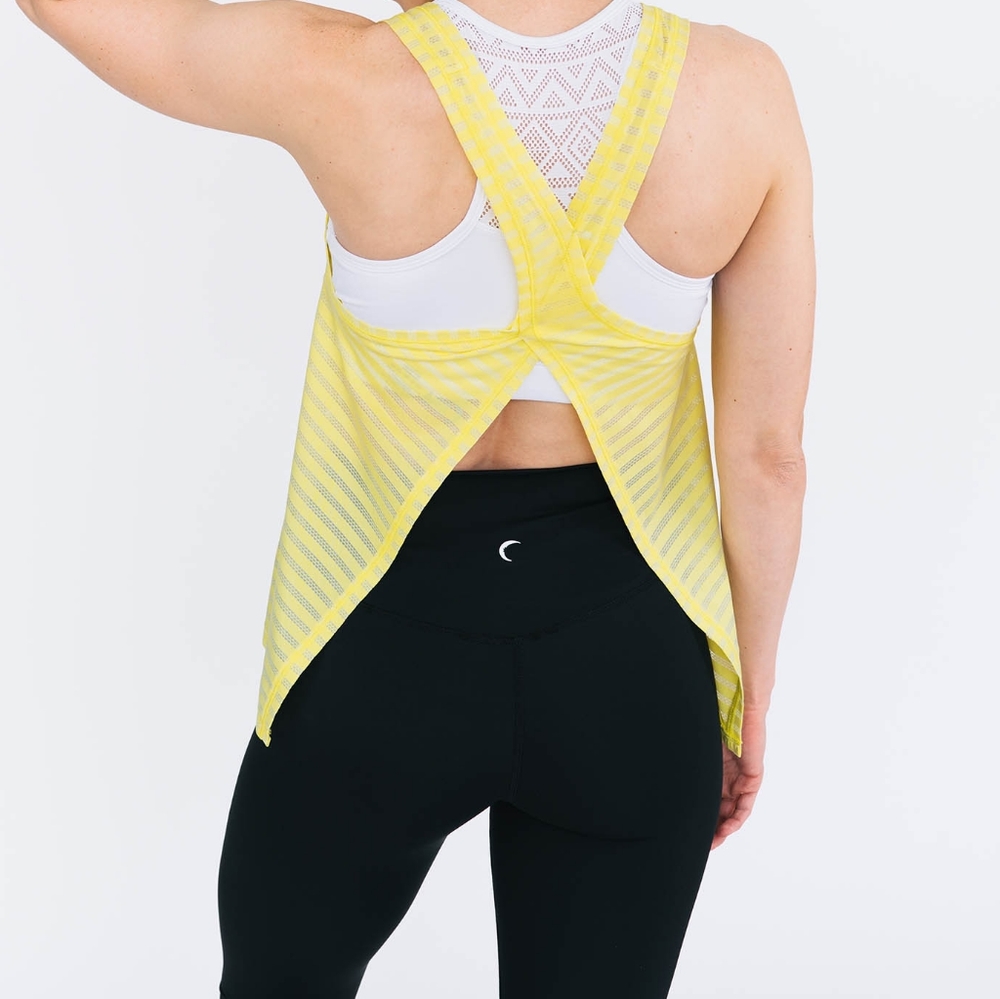 Zyia 824 Lemon Nimbus Split Back Tank L NWT. - Picture 5 of 5